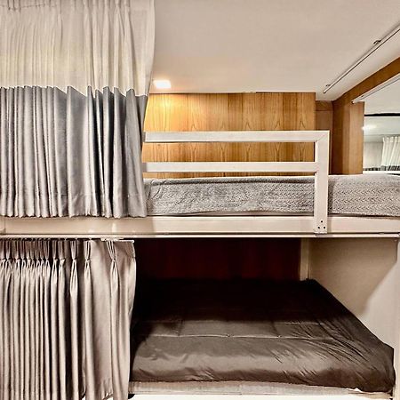 Blu Cabin Ari Stylish Gay Poshtel Bangkok Exteriér fotografie