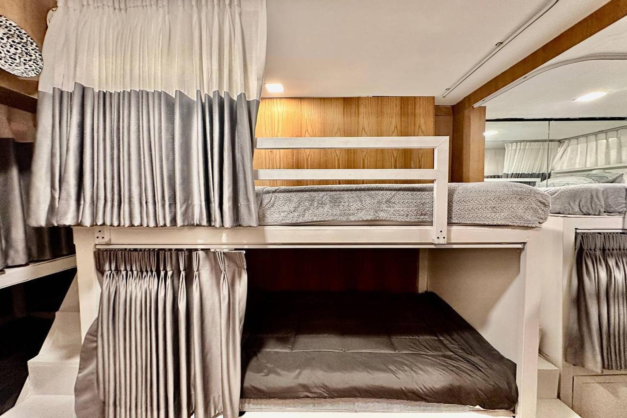 Blu Cabin Ari Stylish Gay Poshtel Bangkok Exteriér fotografie