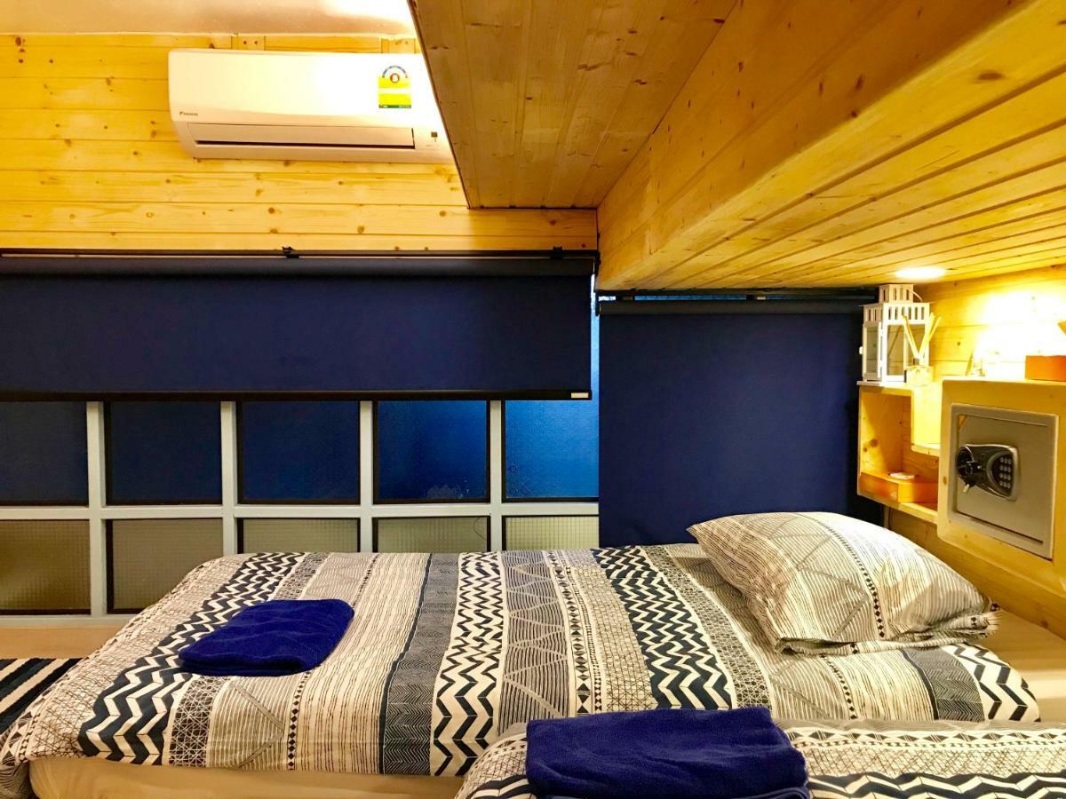 Blu Cabin Ari Stylish Gay Poshtel Bangkok Exteriér fotografie